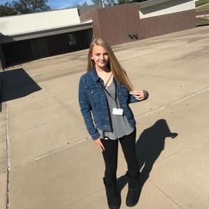 Meet your Posher, Nicole